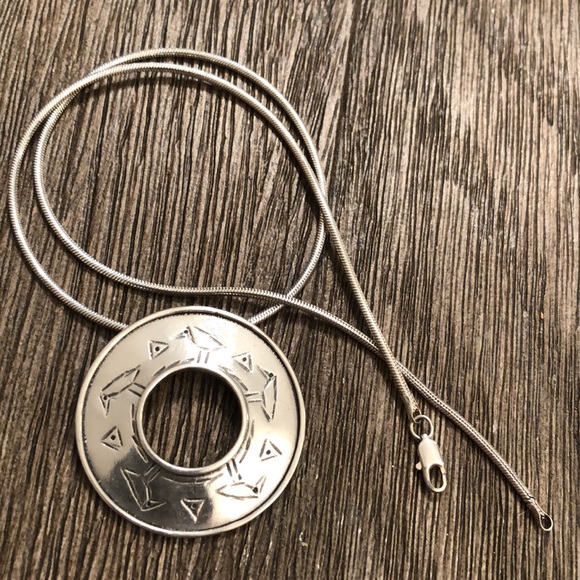 Sterling Silver Round Disc with Stick Figure Birds - Picture 2 of 14